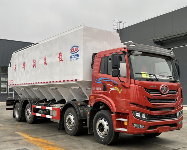 程力牌CL5315ZSL6SS型散裝飼料運(yùn)輸車(chē)